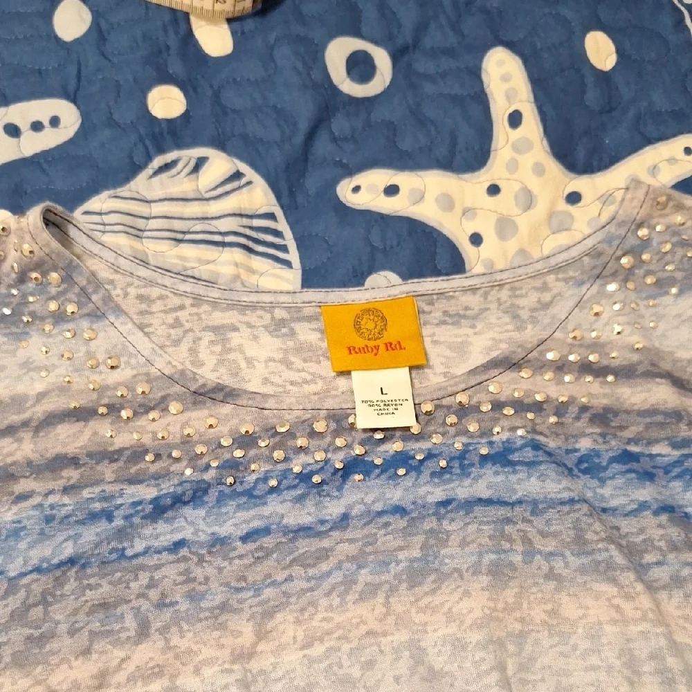 Ruby Rd. Blue and Gray Patterned Tunic - Picture 2 of 9